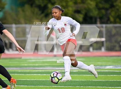 Thumbnail 2 in Harvard-Westlake vs. Aliso Niguel (Best in the West Winter Classic) photogallery.