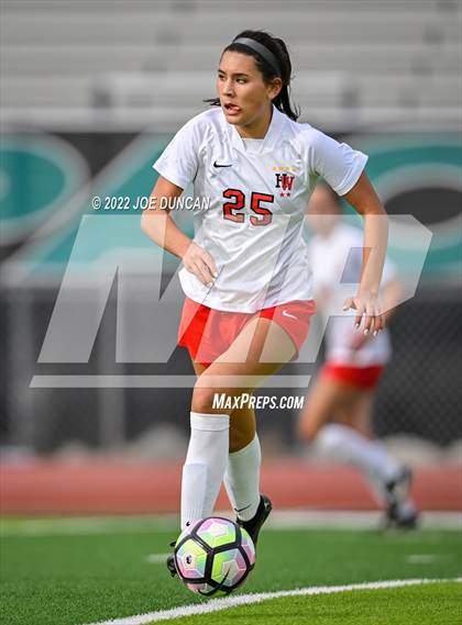 Thumbnail 2 in Harvard-Westlake vs. Aliso Niguel (Best in the West Winter Classic) photogallery.