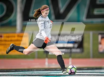 Thumbnail 2 in Harvard-Westlake vs. Aliso Niguel (Best in the West Winter Classic) photogallery.