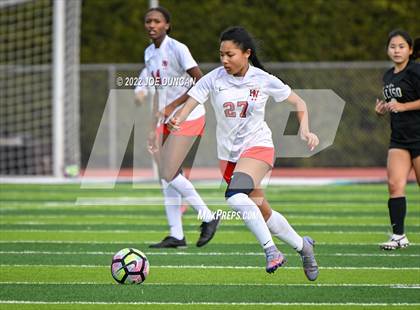 Thumbnail 3 in Harvard-Westlake vs. Aliso Niguel (Best in the West Winter Classic) photogallery.