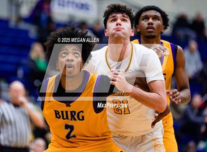Thumbnail 3 in Reynoldsburg vs. Centerville photogallery.