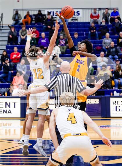 Thumbnail 3 in Reynoldsburg vs. Centerville photogallery.