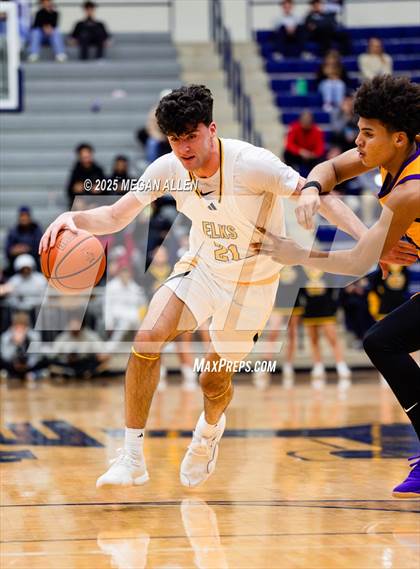 Thumbnail 2 in Reynoldsburg vs. Centerville photogallery.