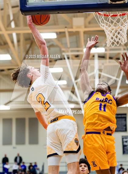 Thumbnail 3 in Reynoldsburg vs. Centerville photogallery.