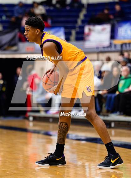 Thumbnail 2 in Reynoldsburg vs. Centerville photogallery.