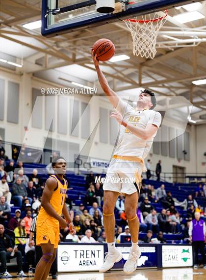 Thumbnail 2 in Reynoldsburg vs. Centerville photogallery.