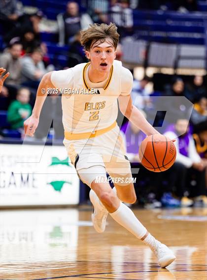 Thumbnail 2 in Reynoldsburg vs. Centerville photogallery.