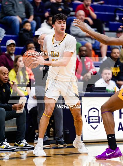 Thumbnail 3 in Reynoldsburg vs. Centerville photogallery.