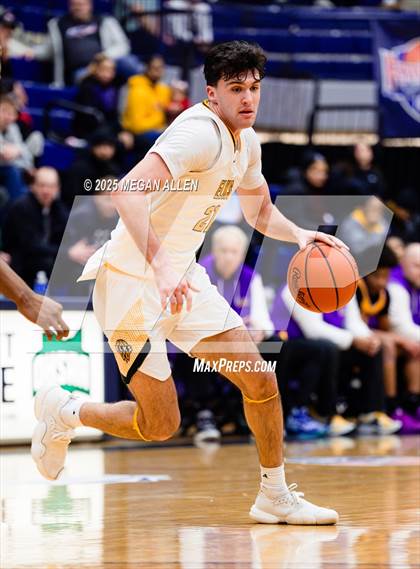 Thumbnail 1 in Reynoldsburg vs. Centerville photogallery.