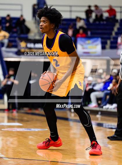 Thumbnail 3 in Reynoldsburg vs. Centerville photogallery.