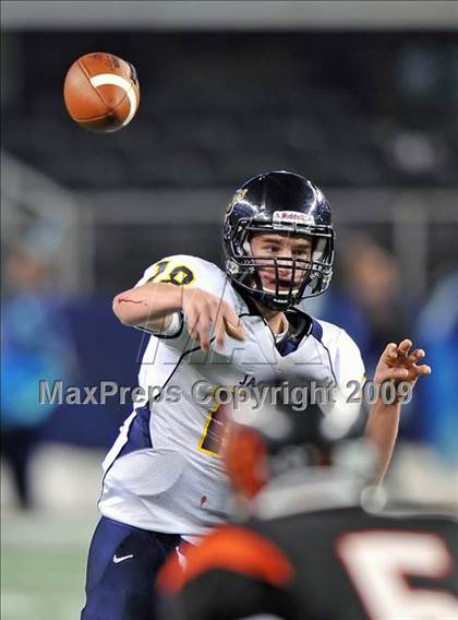 Thumbnail 1 in Stephenville vs. Aledo (Texas 4A Division II Region I Playoffs) photogallery.