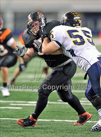 Thumbnail 3 in Stephenville vs. Aledo (Texas 4A Division II Region I Playoffs) photogallery.