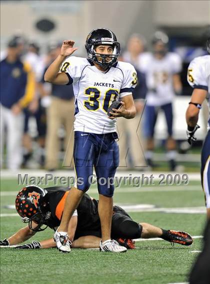Thumbnail 2 in Stephenville vs. Aledo (Texas 4A Division II Region I Playoffs) photogallery.
