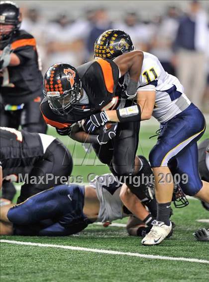 Thumbnail 2 in Stephenville vs. Aledo (Texas 4A Division II Region I Playoffs) photogallery.