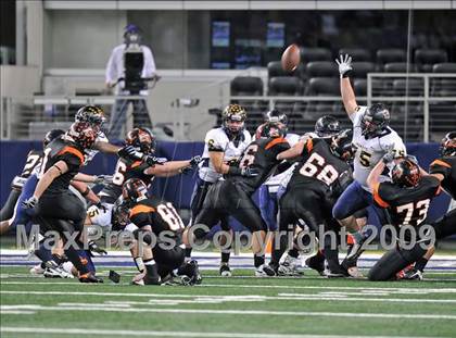 Thumbnail 3 in Stephenville vs. Aledo (Texas 4A Division II Region I Playoffs) photogallery.