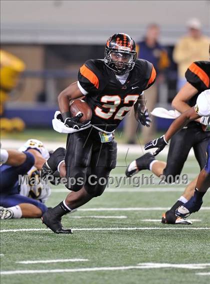 Thumbnail 3 in Stephenville vs. Aledo (Texas 4A Division II Region I Playoffs) photogallery.