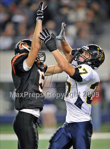 Thumbnail 2 in Stephenville vs. Aledo (Texas 4A Division II Region I Playoffs) photogallery.