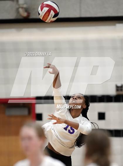 Thumbnail 3 in Chantilly @ James Madison photogallery.