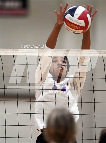 Thumbnail 3 in Chantilly @ James Madison photogallery.