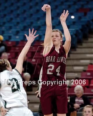 Thumbnail 1 in Bear River vs. Colfax (SJS D4 Final) photogallery.