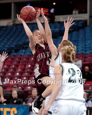 Thumbnail 3 in Bear River vs. Colfax (SJS D4 Final) photogallery.