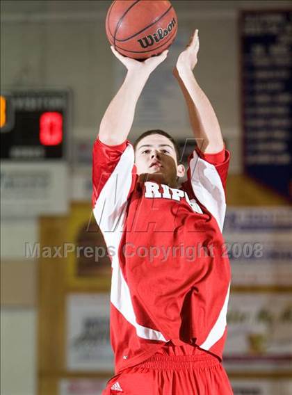 Thumbnail 3 in Ripon @ Clovis East (Modesto Christian Classic) photogallery.