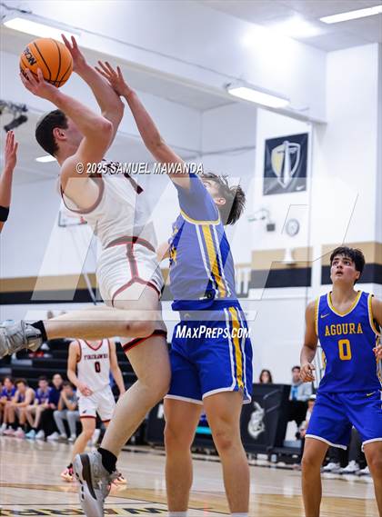Thumbnail 2 in Agoura VS  Shalhevet (The Warrior Tip-Off Classic) photogallery.