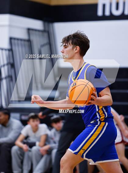 Thumbnail 3 in Agoura VS  Shalhevet (The Warrior Tip-Off Classic) photogallery.