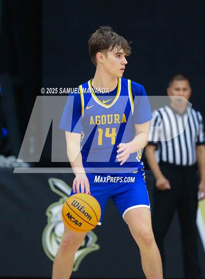 Thumbnail 2 in Agoura VS  Shalhevet (The Warrior Tip-Off Classic) photogallery.