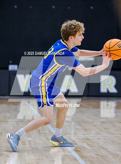 Thumbnail 3 in Agoura VS  Shalhevet (The Warrior Tip-Off Classic) photogallery.