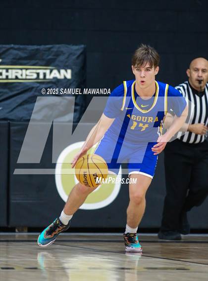 Thumbnail 2 in Agoura VS  Shalhevet (The Warrior Tip-Off Classic) photogallery.