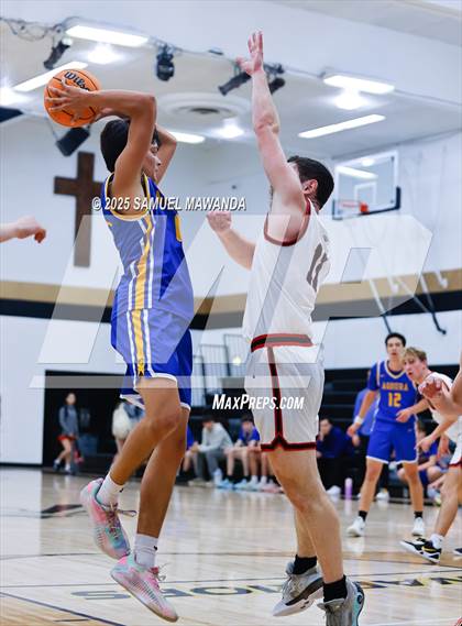 Thumbnail 1 in Agoura VS  Shalhevet (The Warrior Tip-Off Classic) photogallery.