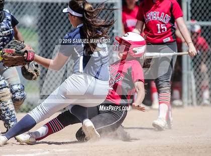 Thumbnail 3 in Cleveland vs  Venice photogallery.