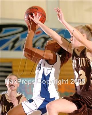 Thumbnail 2 in Yuba City vs. Valley (Bulldog Classic) photogallery.