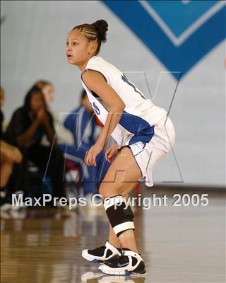 Thumbnail 2 in Yuba City vs. Valley (Bulldog Classic) photogallery.