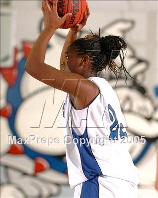 Thumbnail 3 in Yuba City vs. Valley (Bulldog Classic) photogallery.