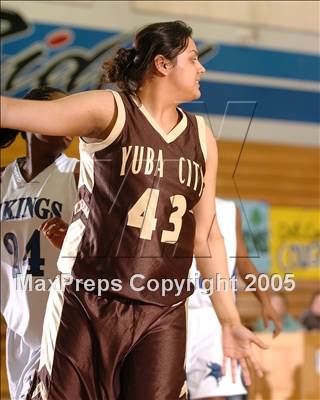 Thumbnail 3 in Yuba City vs. Valley (Bulldog Classic) photogallery.