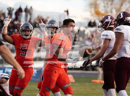 Thumbnail 2 in Jordan @ Skyridge (UHSAA 5A Quarterfinal) photogallery.