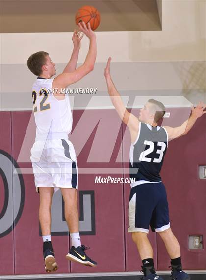 Thumbnail 3 in Foothill vs. Bellevue (Rancho Mirage Holiday Invitational) photogallery.