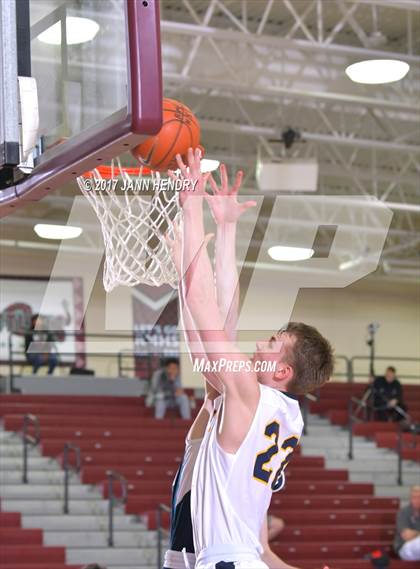 Thumbnail 3 in Foothill vs. Bellevue (Rancho Mirage Holiday Invitational) photogallery.