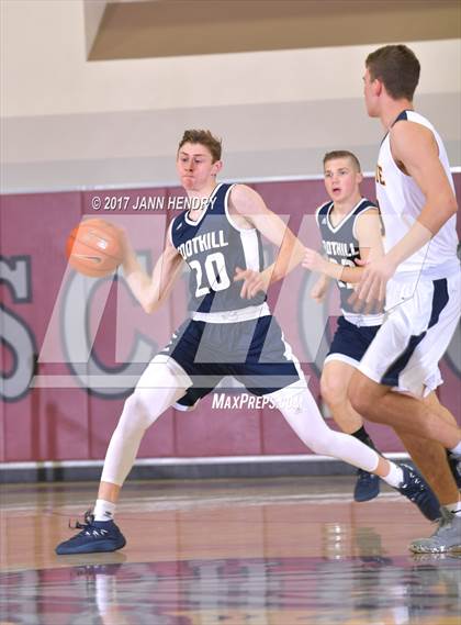 Thumbnail 3 in Foothill vs. Bellevue (Rancho Mirage Holiday Invitational) photogallery.