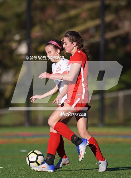 Thumbnail 3 in University vs Marin Academy photogallery.