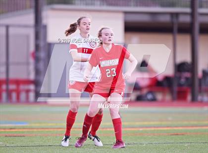 Thumbnail 3 in University vs Marin Academy photogallery.