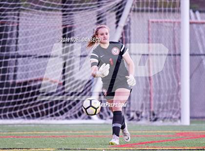 Thumbnail 3 in University vs Marin Academy photogallery.