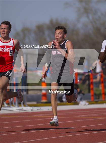 Thumbnail 2 in Bill Summa Invitational photogallery.