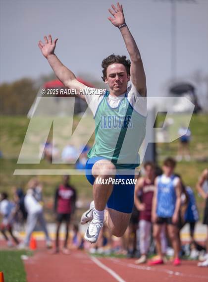 Thumbnail 3 in Bill Summa Invitational photogallery.