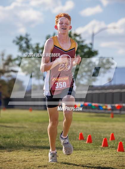 Thumbnail 2 in Bud O'Dea Frosh-Soph Championship photogallery.