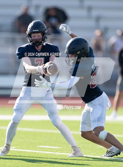 Thumbnail 3 in Tompkins vs Paetow (B teams) photogallery.
