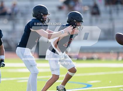 Thumbnail 2 in Tompkins vs Paetow (B teams) photogallery.