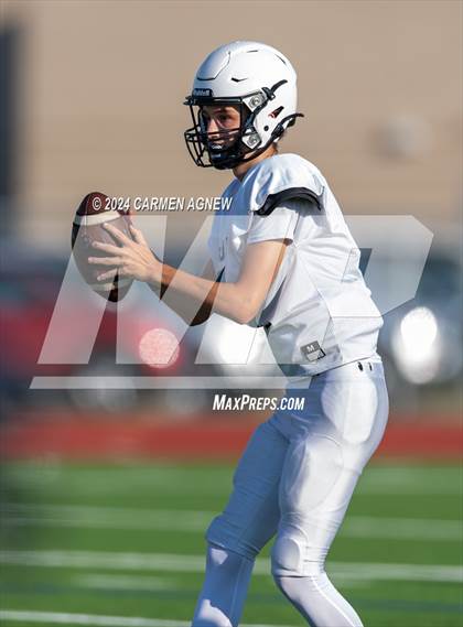 Thumbnail 1 in Tompkins vs Paetow (B teams) photogallery.